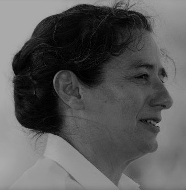 Retrato a preto e branco de Manuela Pedroso